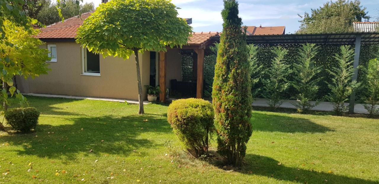 Apartment Lena Niksic ภายนอก รูปภาพ